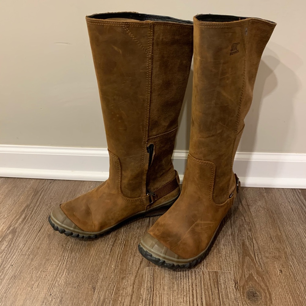 Sorel waterproof boots - 8.5